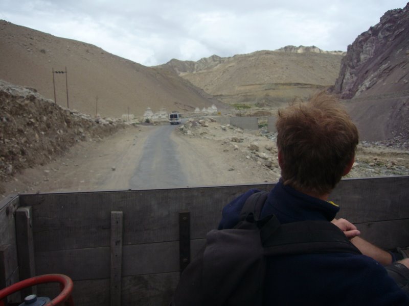 Travel - India - Ladakh - Trip to Alchi - Gas Truck